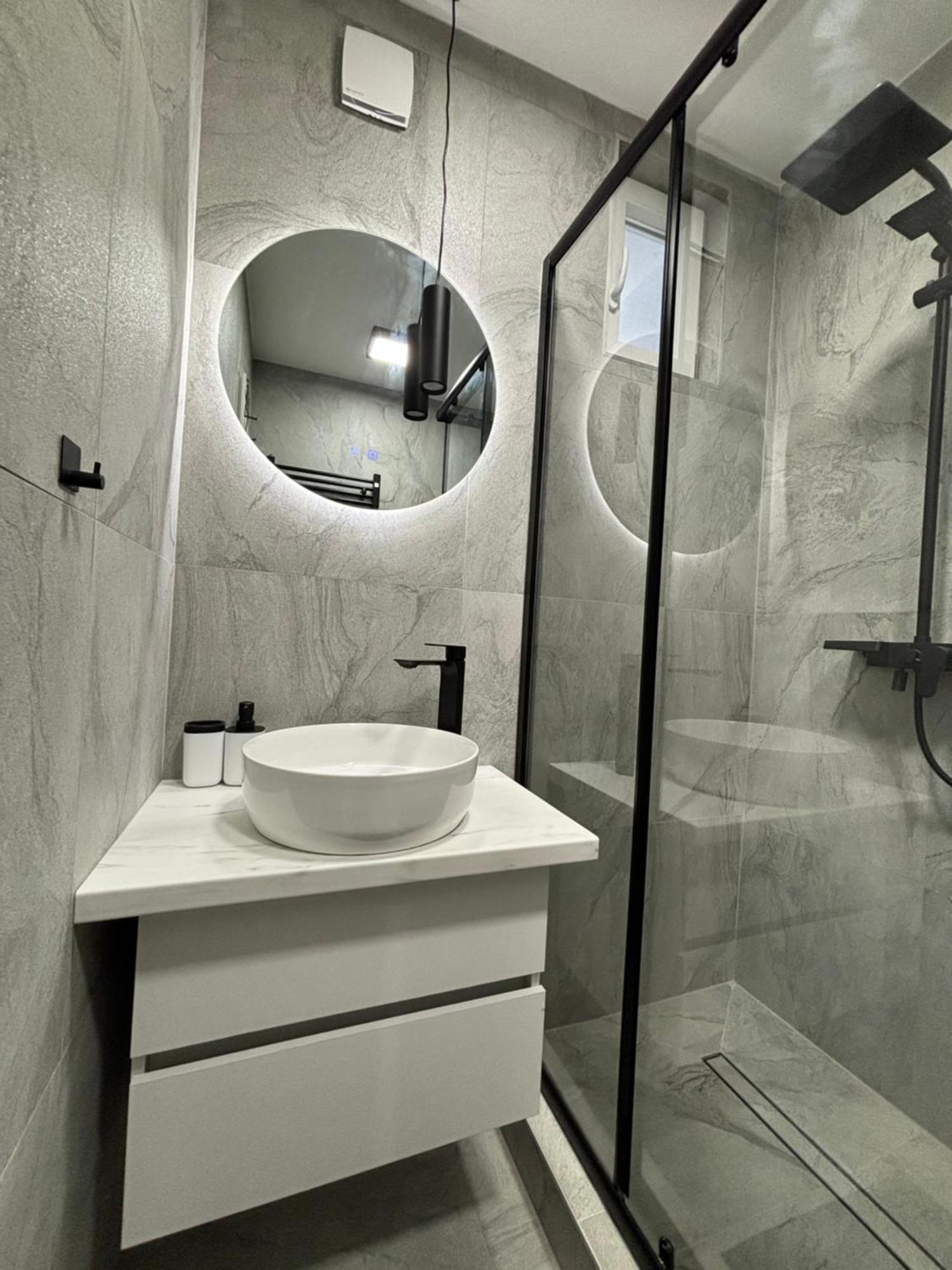 Belvarosi Lux 2 *