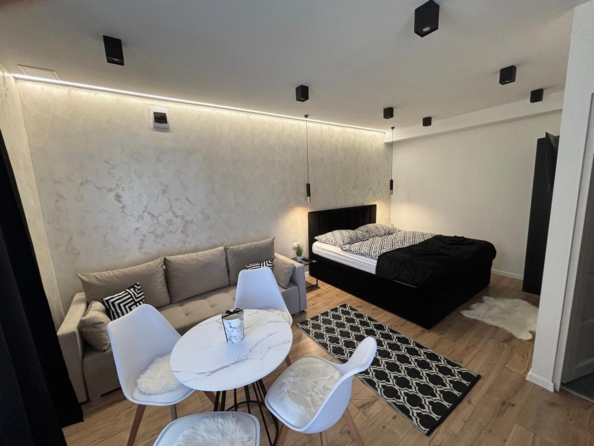 Belvarosi Lux 2 Apartment Vasarosnameny