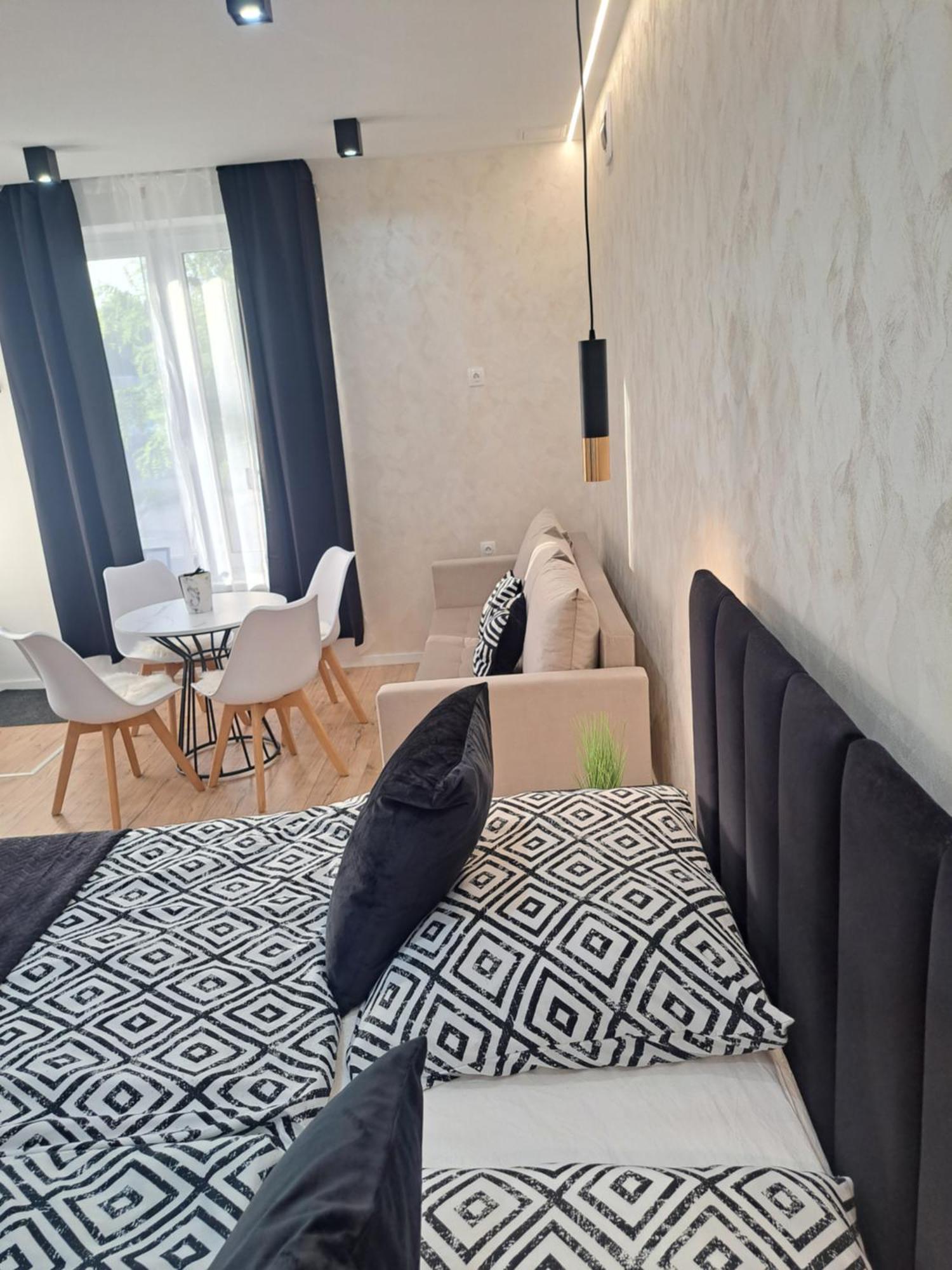 Belvarosi Lux 2 * Vasarosnameny