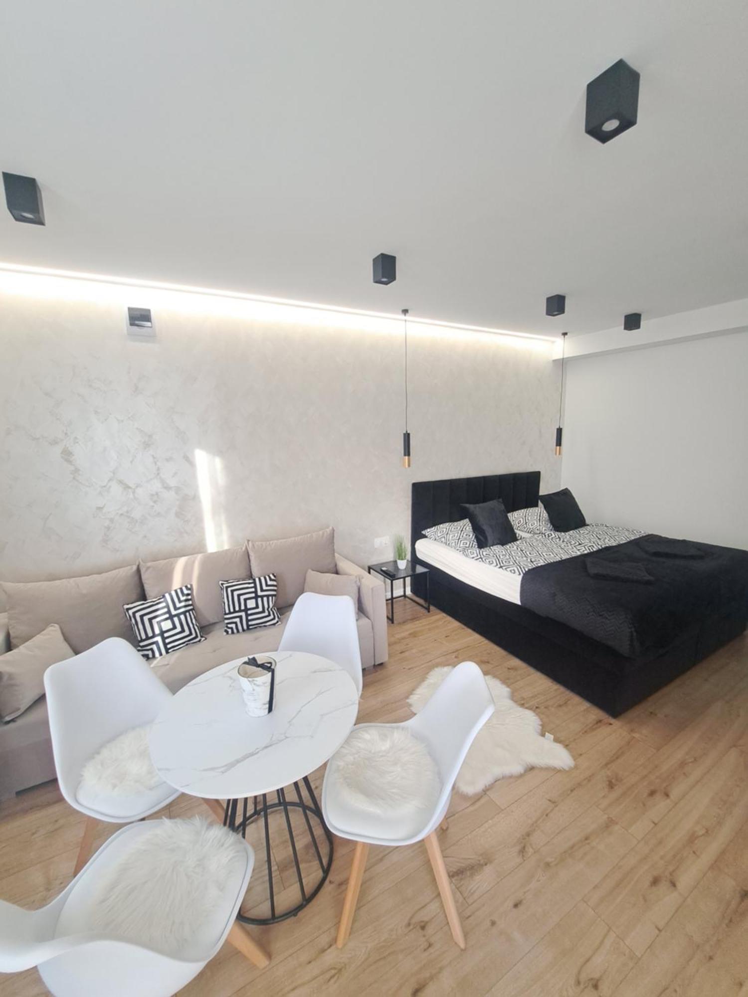 Apartment Belvarosi Lux 2 *